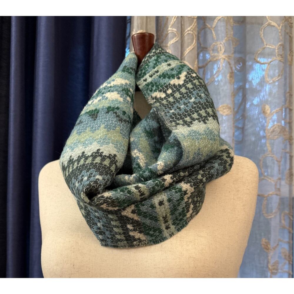 J. Jill Teal/Blue Patterned Infinity Scarf Wrap